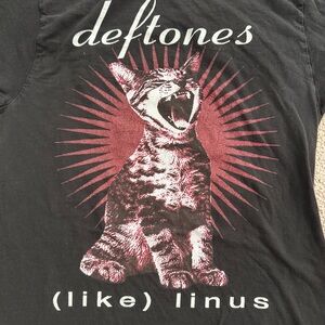 Deftones Like Linus T Shirt Large Black Graphic Band Tee fits medium 18”
